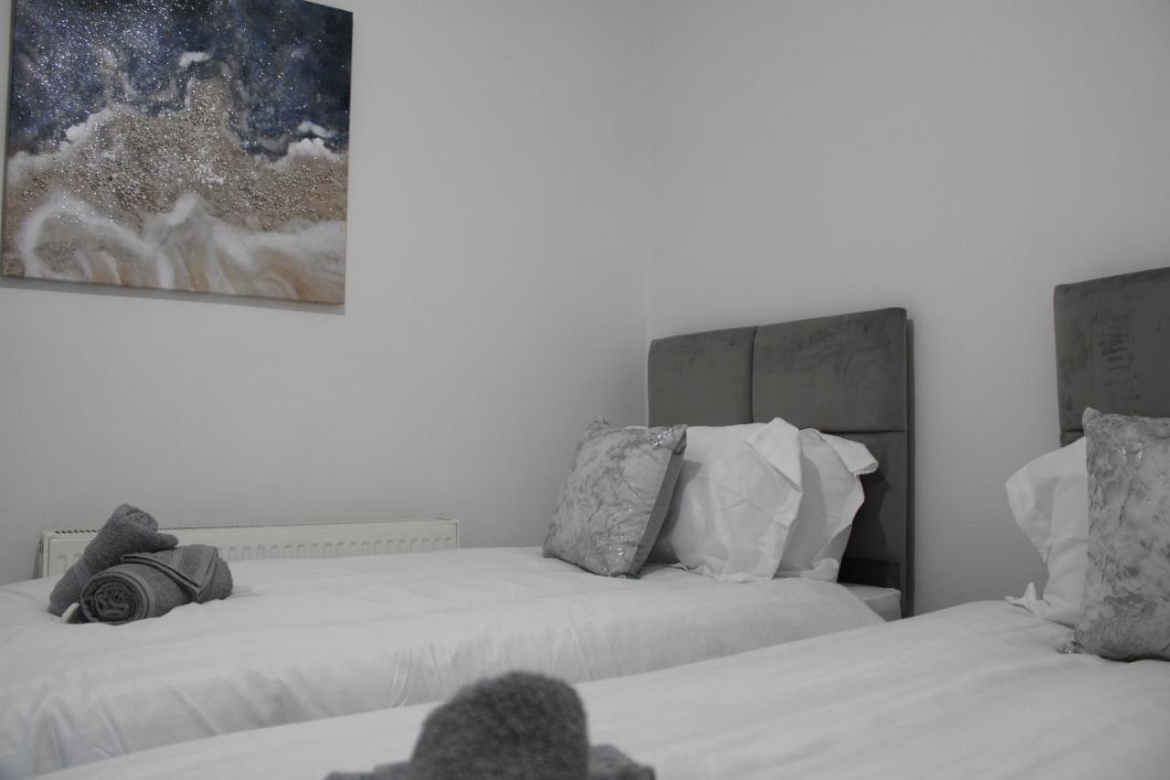 Beautiful, Spacious, Old Trafford Home 맨체스터 외부 사진