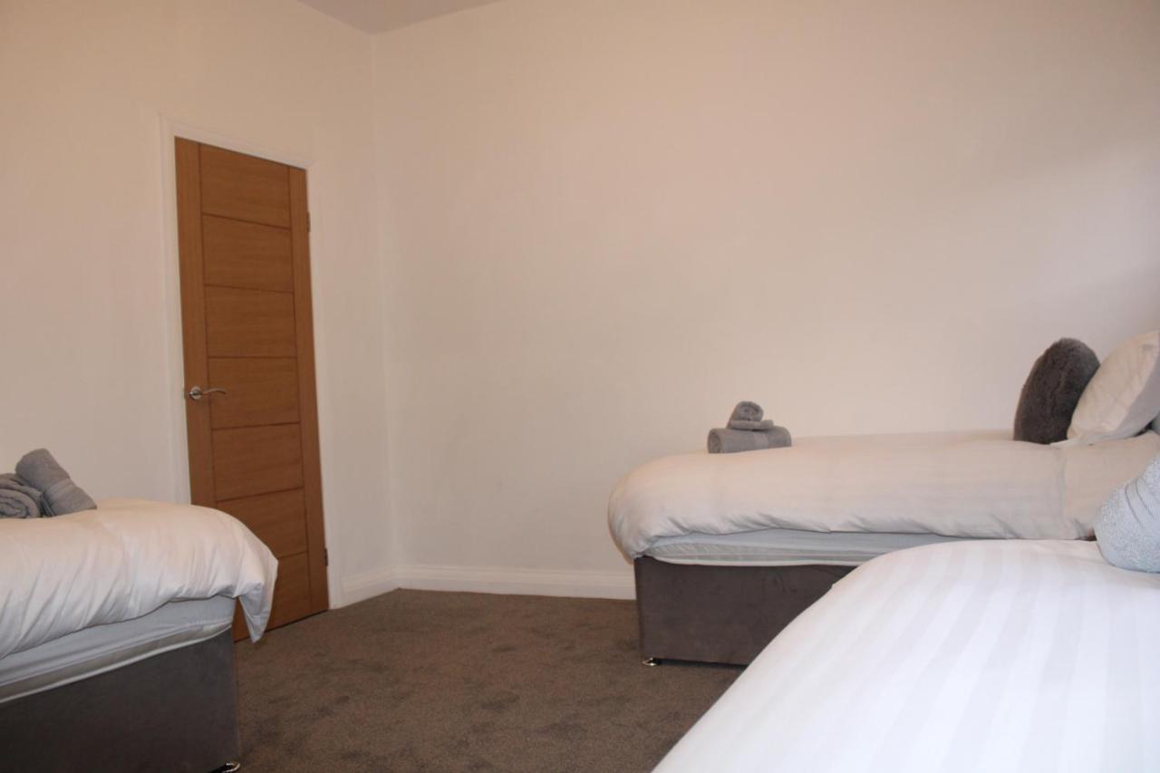 Beautiful, Spacious, Old Trafford Home 맨체스터 외부 사진